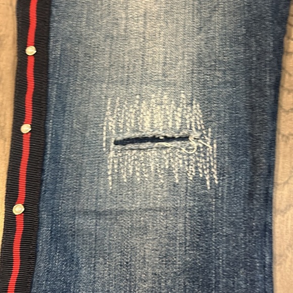 Cambio Modern Rise Liu Distressed Jeans with Red Stripe Seams Women size 8 - Picture 4 of 16